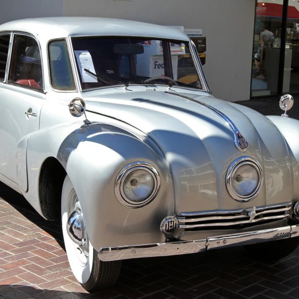 1936 Tatra T87 Gallery