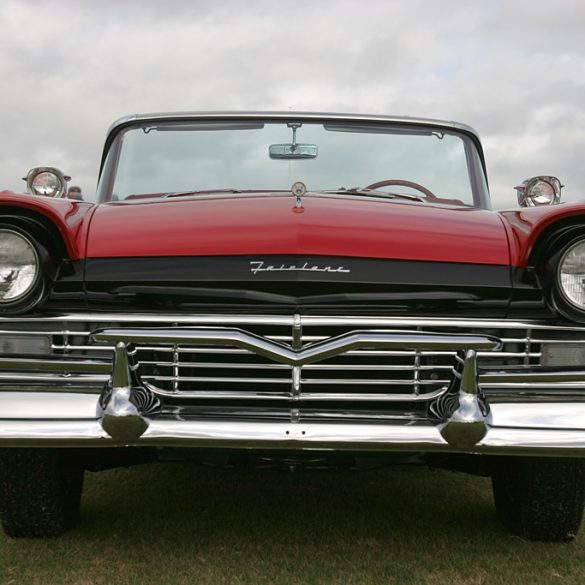 1957 Ford Fairlane 500 Skyliner Gallery