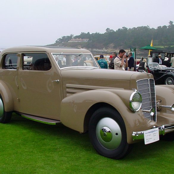 1932_Marmon_HCMV121