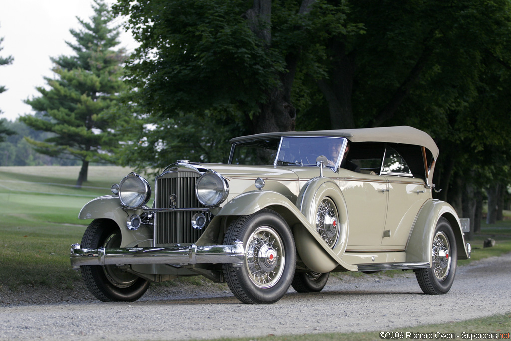 Uncovering the History of the 1932 Packard A Classic Car Enthusiast's Dream