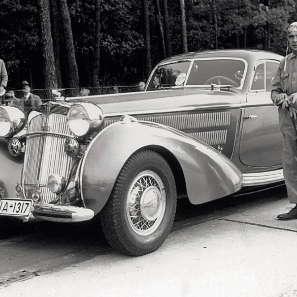 1939 Horch 853 Stromlinien Coupé