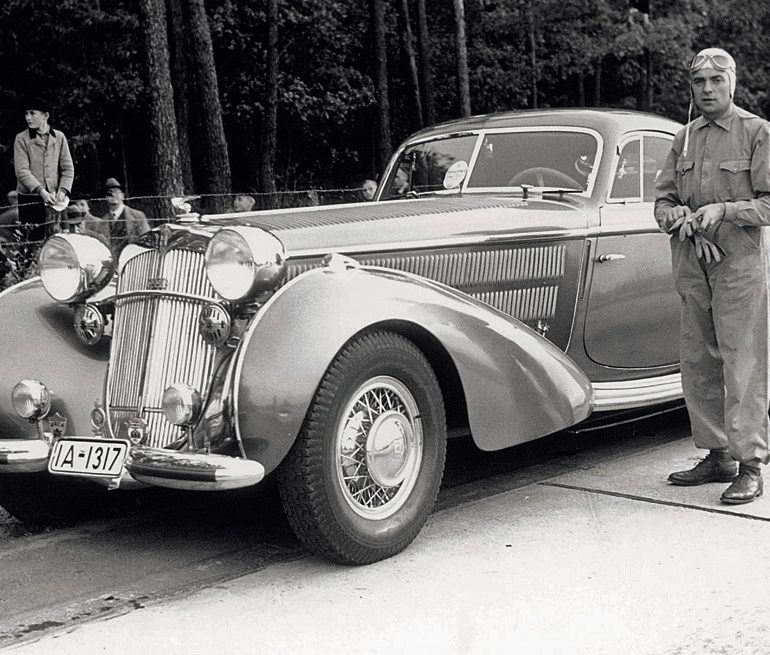 1939 Horch 853 Stromlinien Coupé