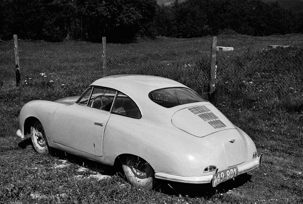 1948_Porsche_3562GmndCoup2