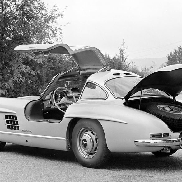 1954→1957 Mercedes-Benz 300 SL Coupe