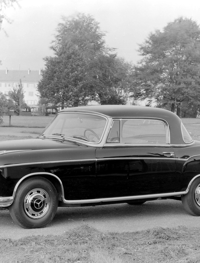 1956→1959 Mercedes-Benz 220 S Coupé