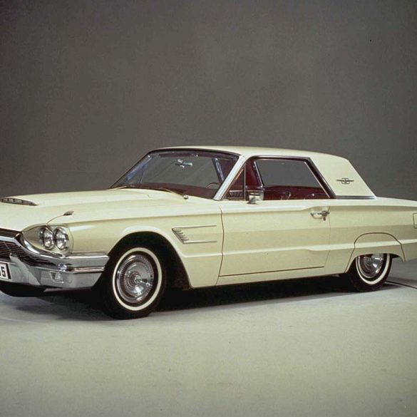 1965 Ford Thunderbird