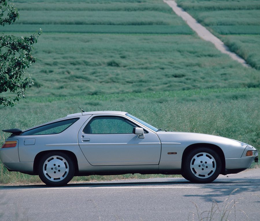 1987 Porsche 928 S4