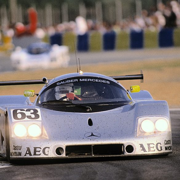 1987→1989 Sauber-Mercedes C9 Share 499