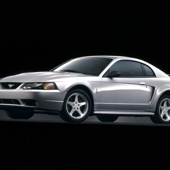 2001 Ford Mustang SVT Cobra