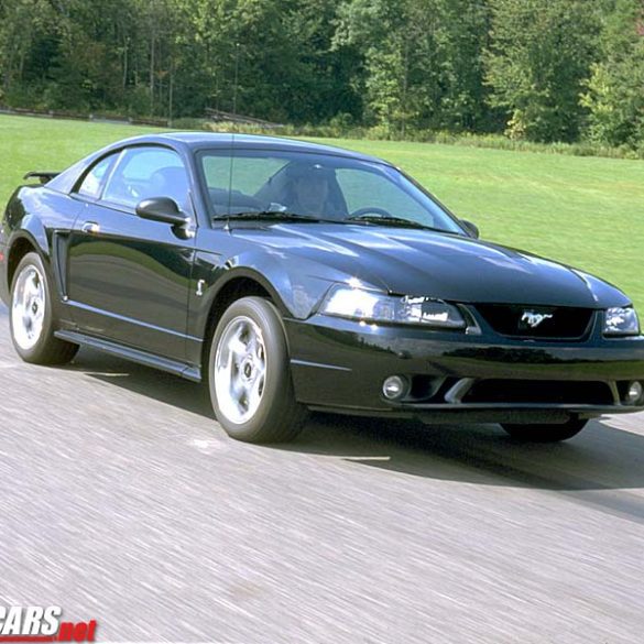 2001 Ford Mustang SVT Cobra