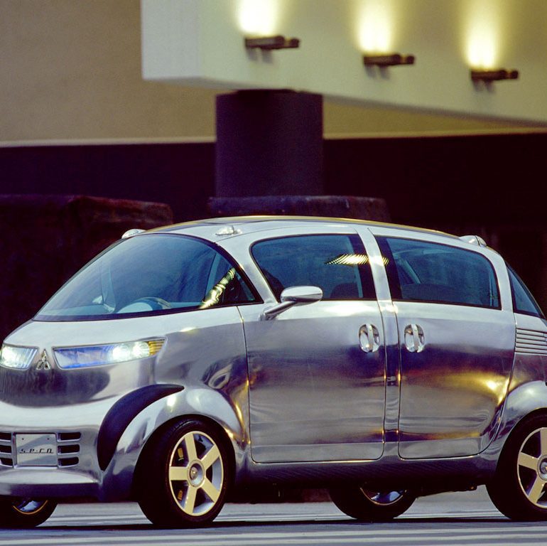 2003 Mitsubishi SE RO Concept