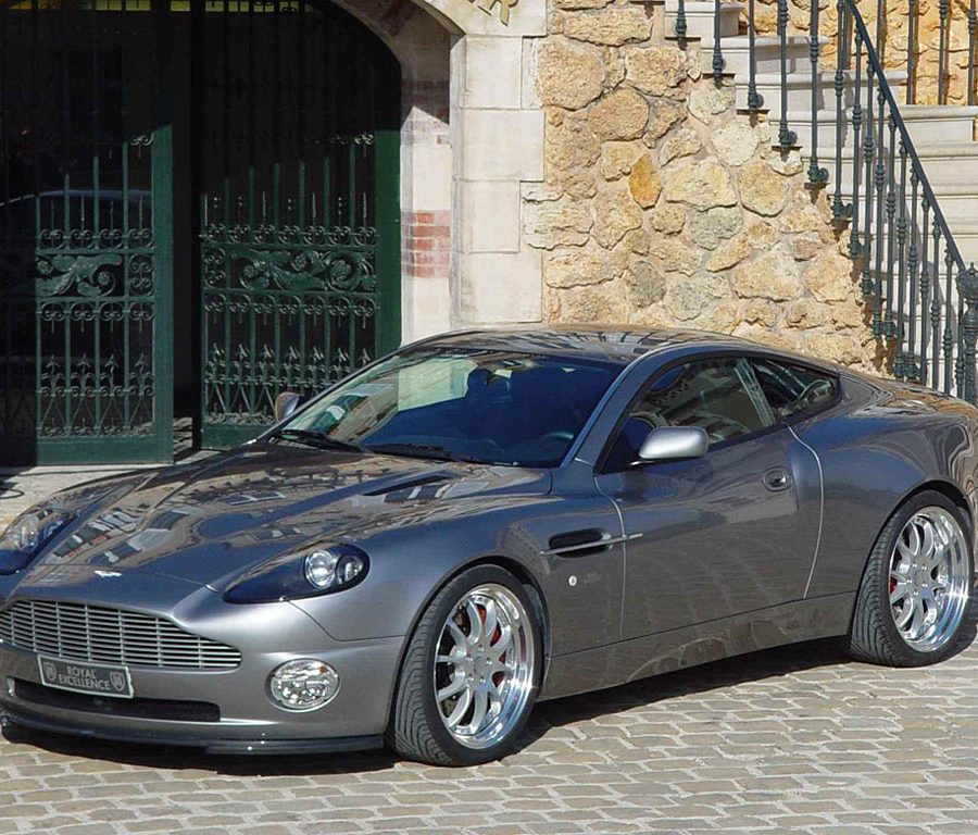 2004 Royal Excellence V12 Vanquish