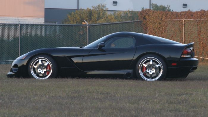 2005 Hennessey SRT-10 Viper Venom 1000 Coupe | Review | SuperCars.net