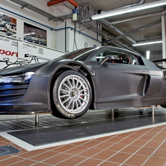 2009 Audi R8 LMS