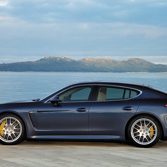 2009 Porsche Panamera 4S