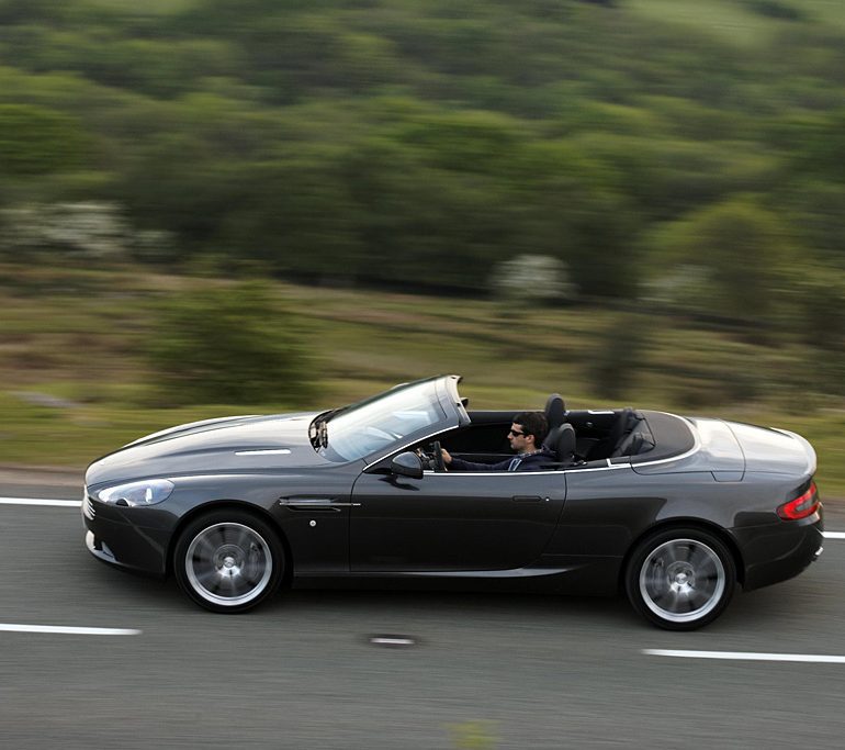 2010 Aston Martin DB9 Volante