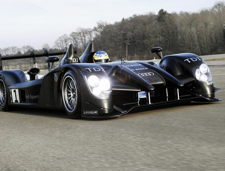 2010 Audi R15 TDI plus