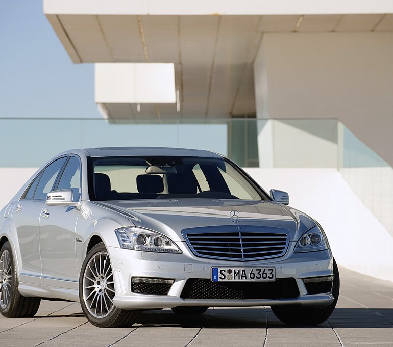 2010 Mercedes-Benz S 63 AMG