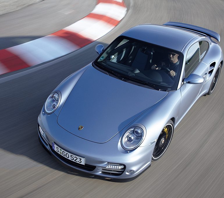 2010 Porsche 911 Turbo S Coupé