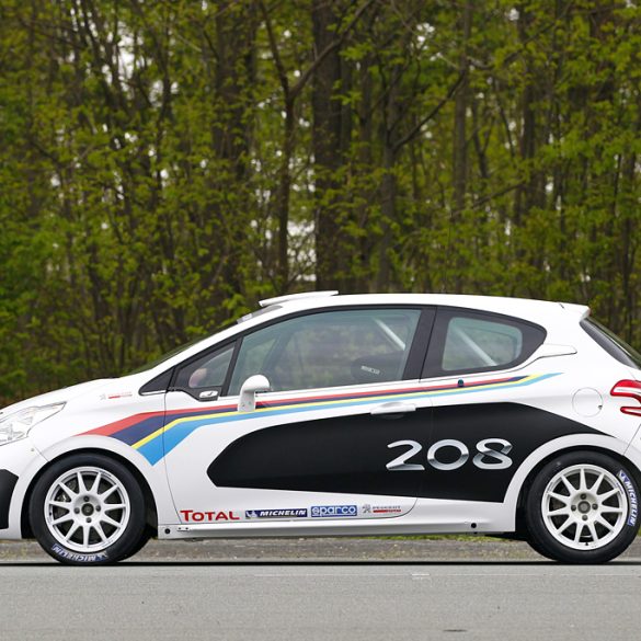 2012 Peugeot 208 R2