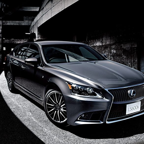 2013 Lexus LS 600h F Sport