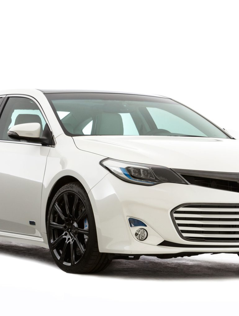 2013 Toyota Avalon HV Edition