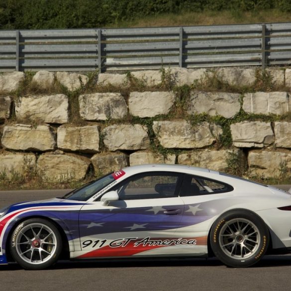 2014 Porsche 911 GT America