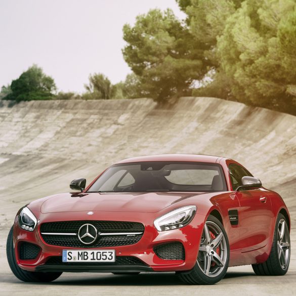 2015 Mercedes-AMG GT