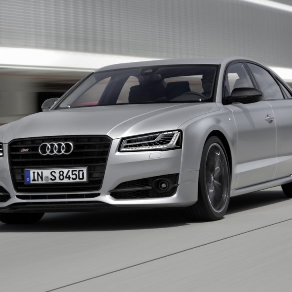 2016 Audi S8 plus