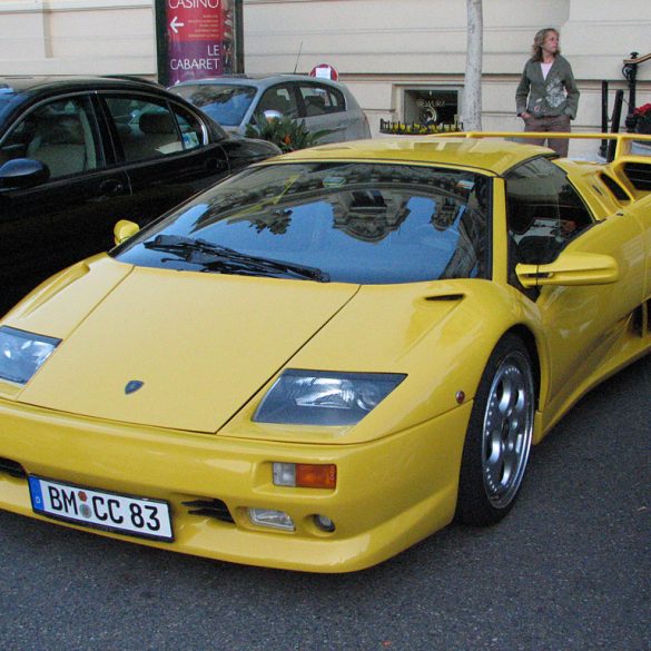 1999 Lamborghini Diablo VT Roadster Gallery