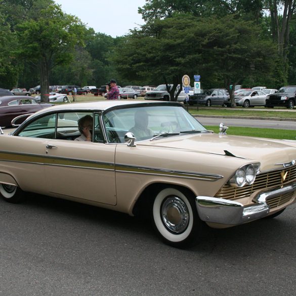 1958 Plymouth Fury Golden Commando