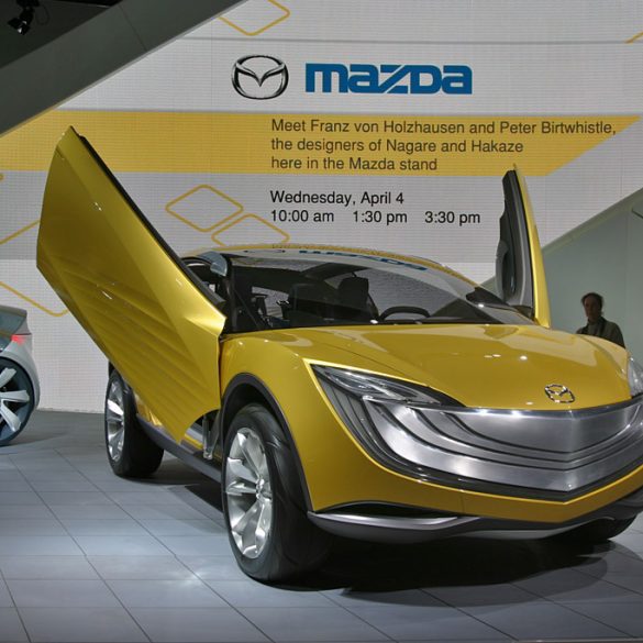 2007 Mazda Hakaze Concept