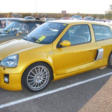 2003 Renault Clio V6 Gallery