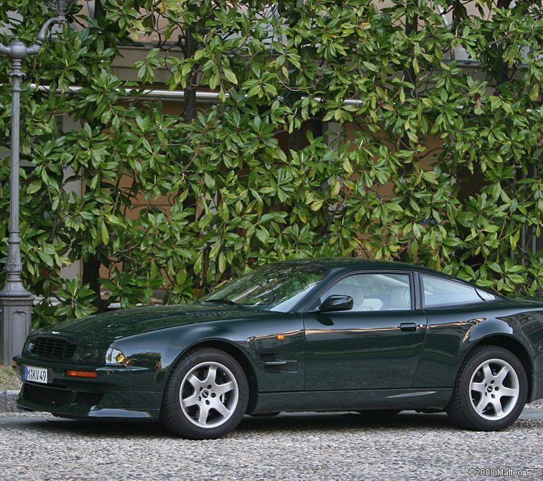 1992 Aston Martin V8 Vantage