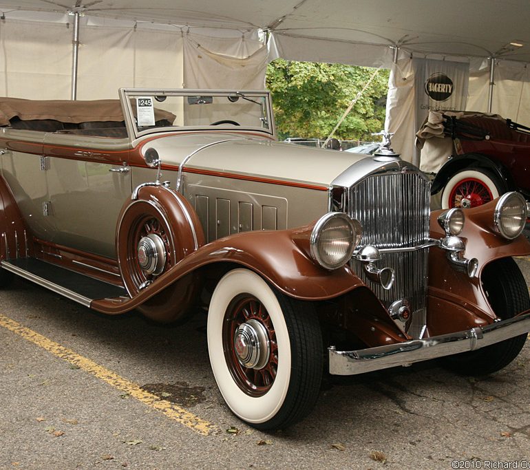 1932 Pierce-Arrow Model 54