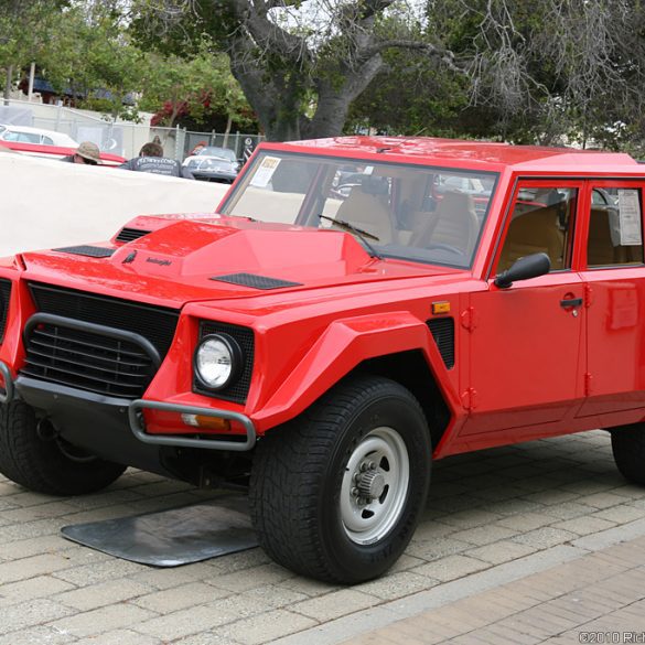 1986 Lamborghini LM002 Gallery