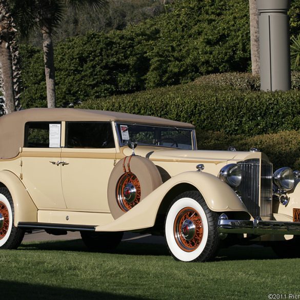 1934 Packard Twelve Model 1107