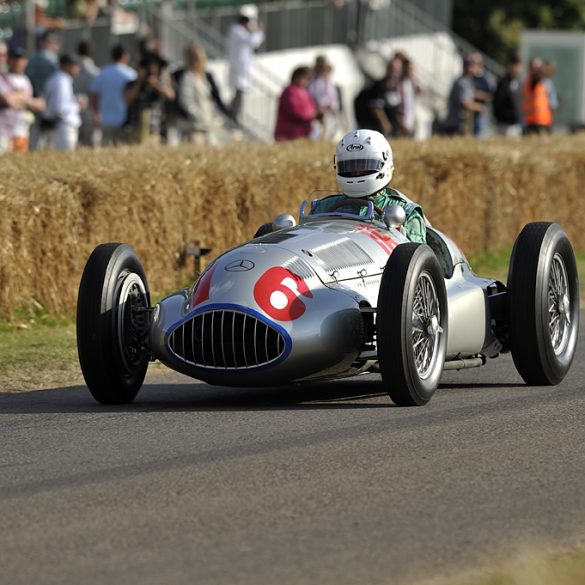 1939 Mercedes-Benz W163