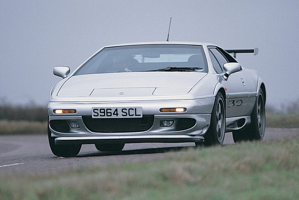 Lotus Esprit Sport 350 - Ultimate Guide