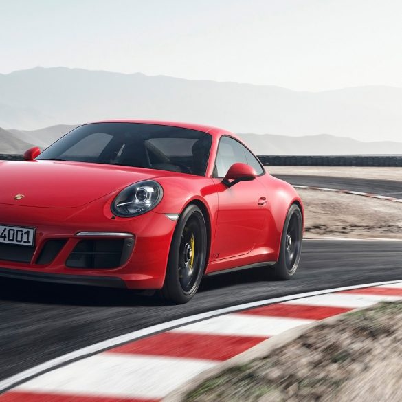 2017_porsche_911_gts_carrera_gts-2560x1440