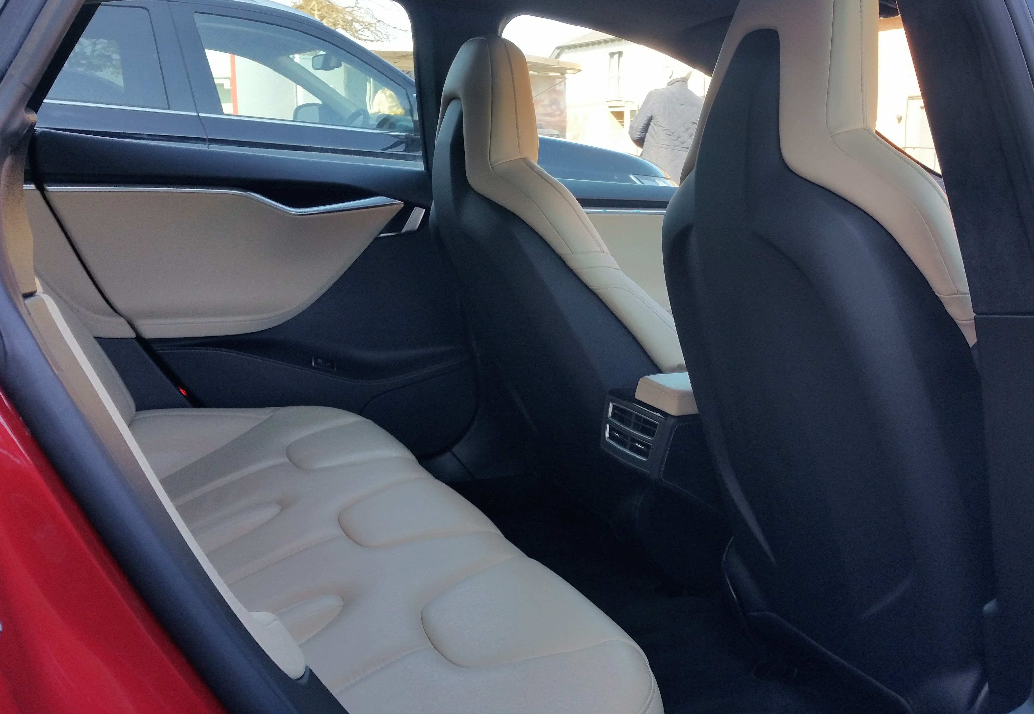 Tesla Model S Rear Seat Interior | Photo Credit Jack Matthews McMotorsCars.Blogspot.co.uk