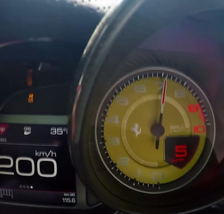 This Will Show You Just How Fast is the Ferrari 812 Superfast