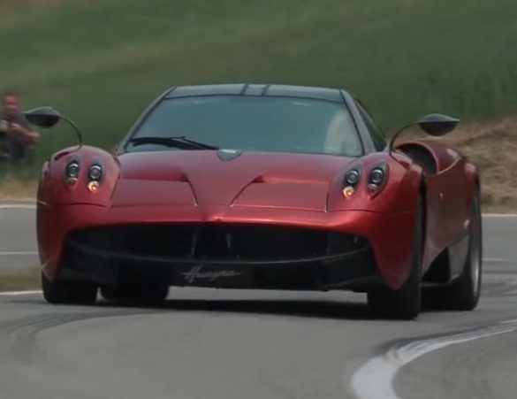 The 720hp Beast Pagani Huayra - Review