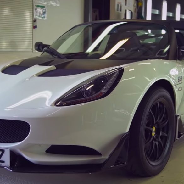 Lotus Elise Cup 250 - Review