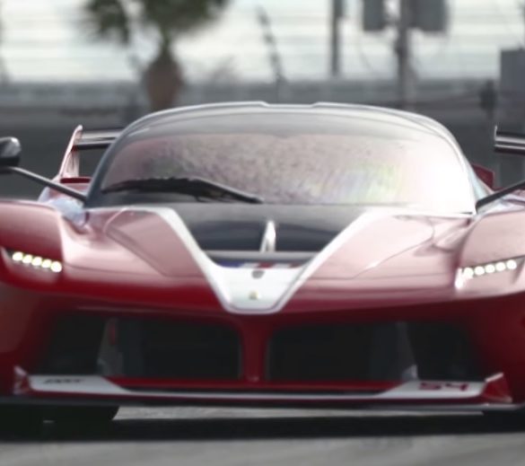 LaFerrariFXX K Review by Chris Harris