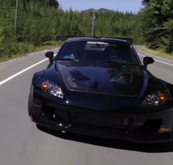 Supercharged and Sleek Honda S2000 Goes for a Quick Drive