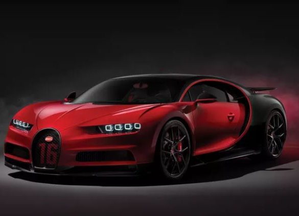 Front view of the Chiron Sport