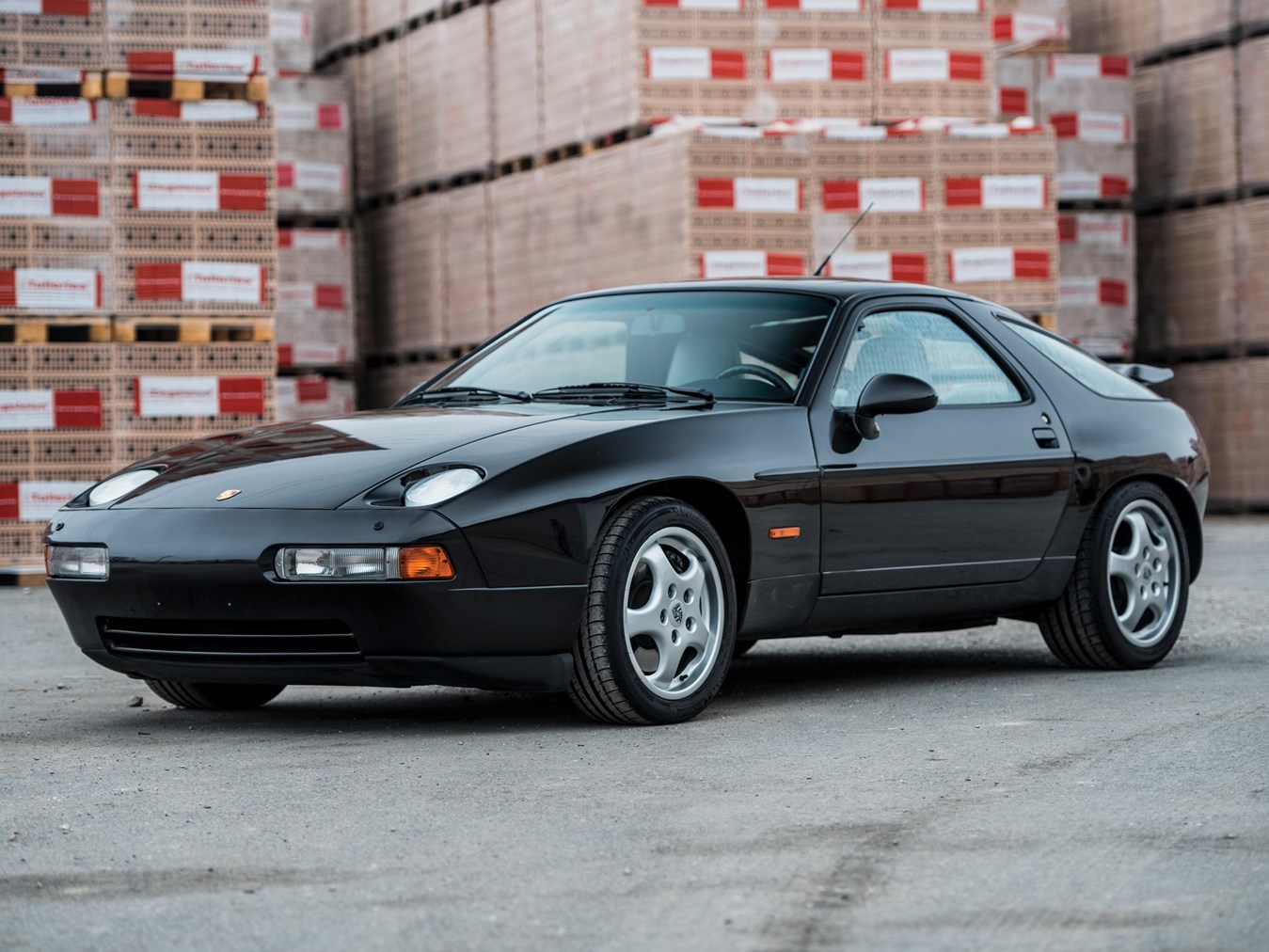 Porsche 928 GTS