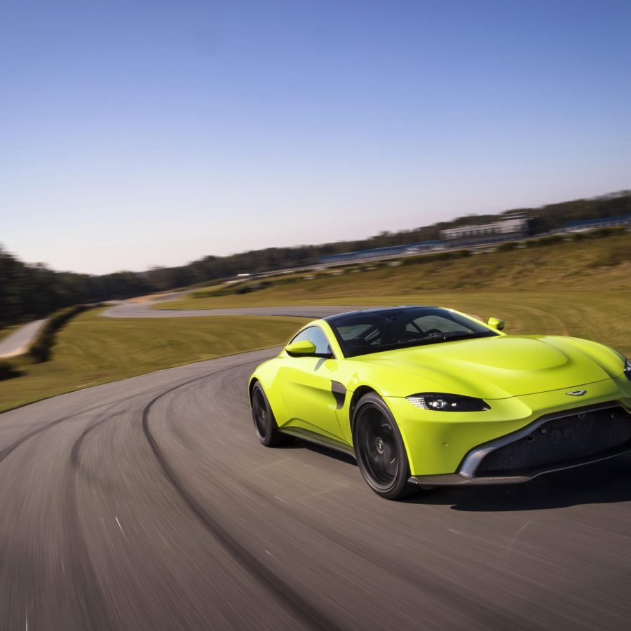 Aston Martin V8 Vantage Featured image