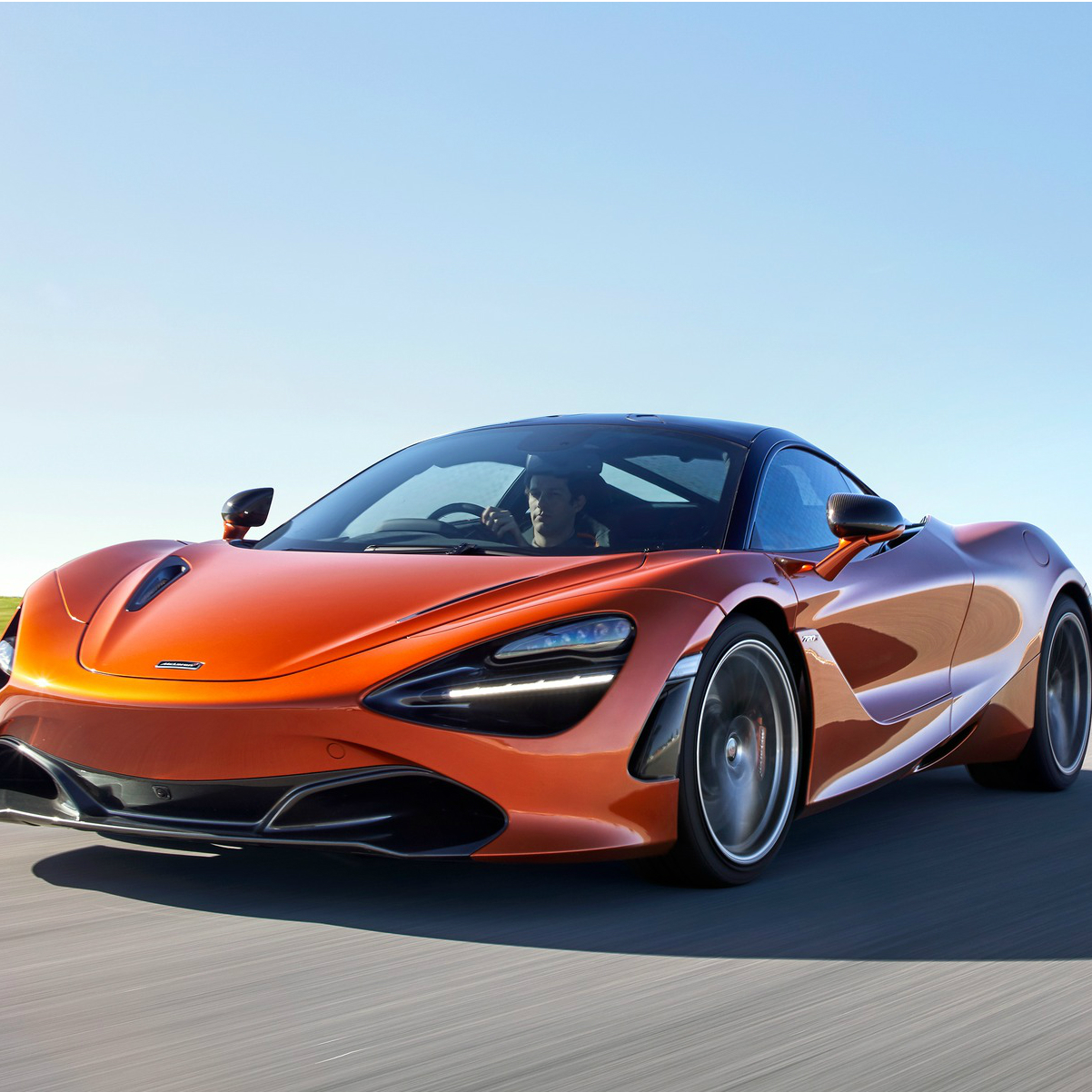 McLaren_720S